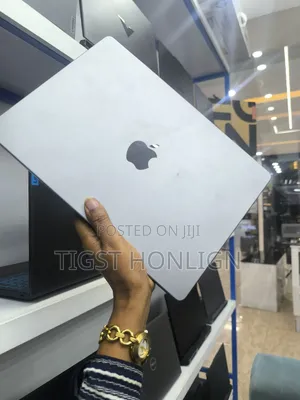 New Laptop Apple MacBook Pro 2021 M1 16GB Apple M1 SSD 512GB