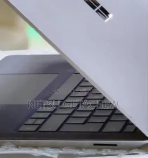 New Laptop Microsoft Surface Laptop 8GB Intel Core I5 SSD 512GB