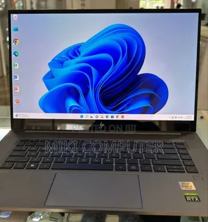 New Laptop HP ZBook 17 16GB Intel Core I7 SSD 512GB