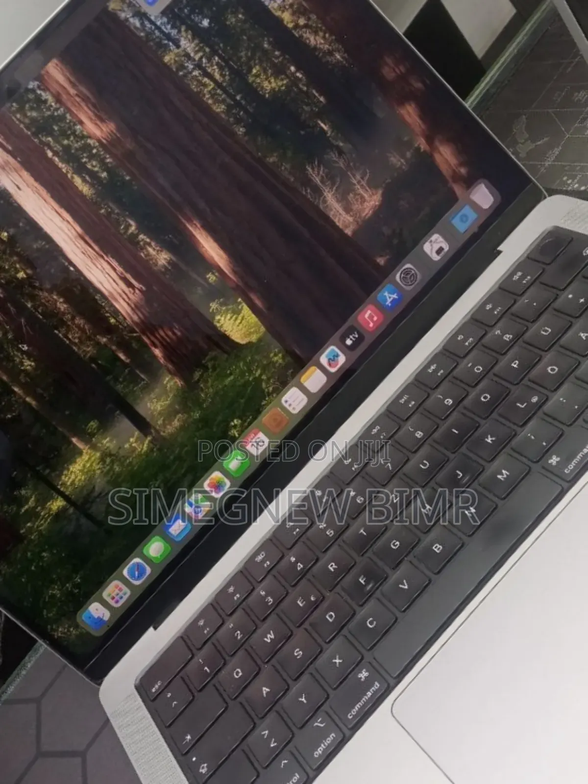 New Laptop Apple MacBook Pro M1 16GB Apple M1 Pro SSD 512GB