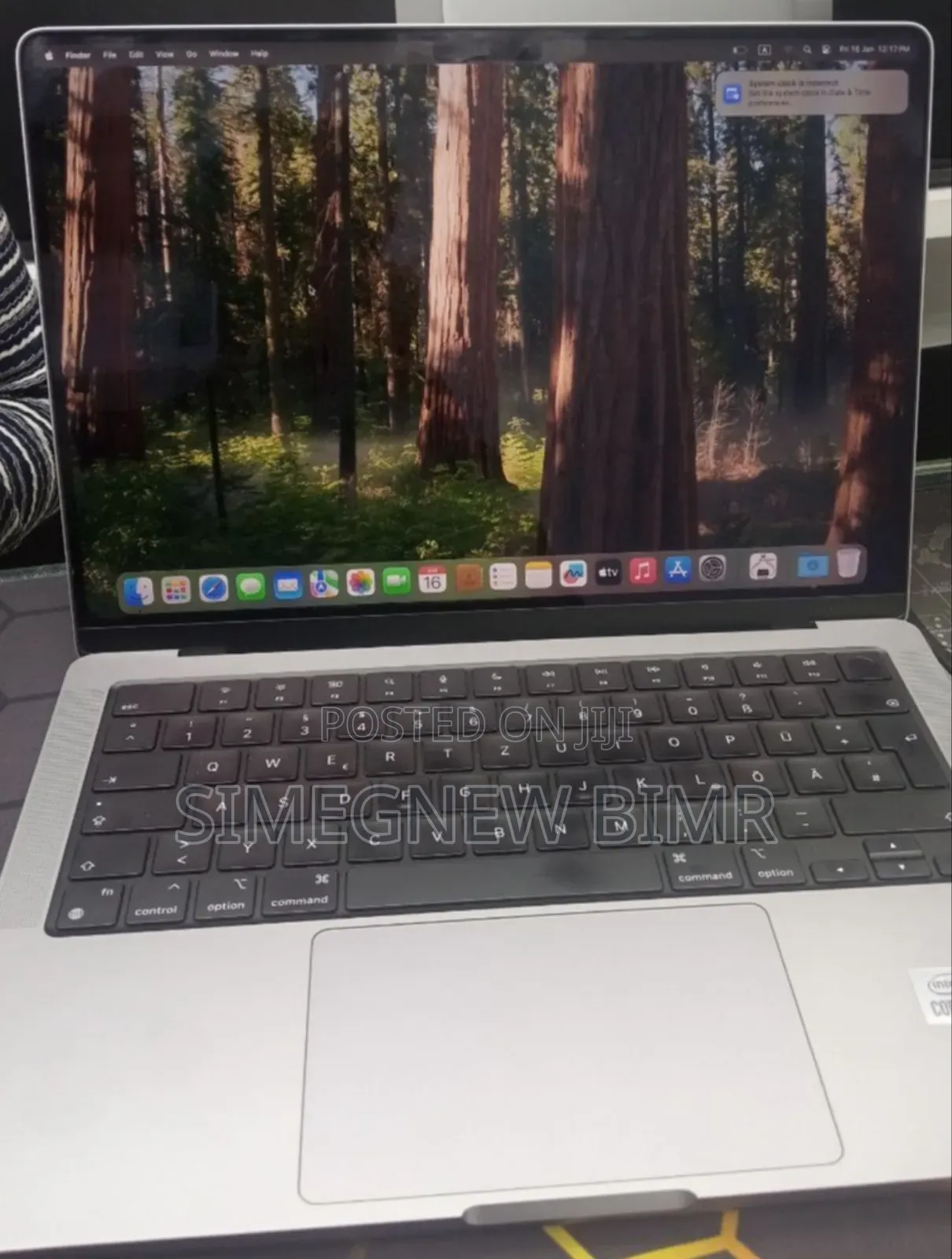 New Laptop Apple MacBook Pro M1 16GB Apple M1 Pro SSD 512GB