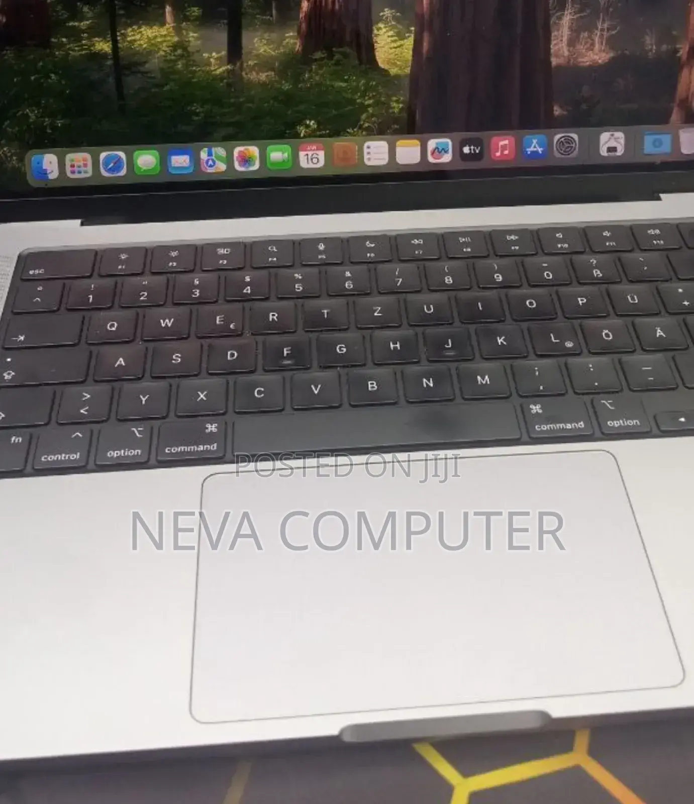 New Laptop Apple MacBook Pro 2019 16GB Apple M1 SSD 512GB