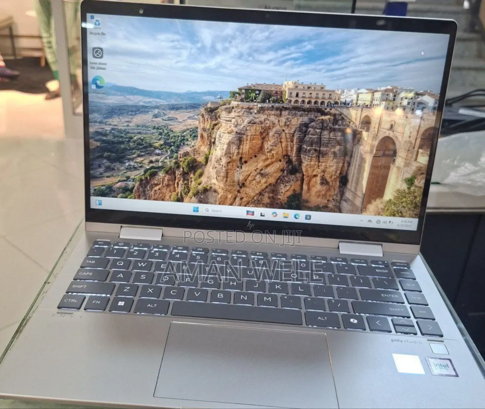 New Laptop HP Envy X360 8GB Intel Core I5 SSD 512GB