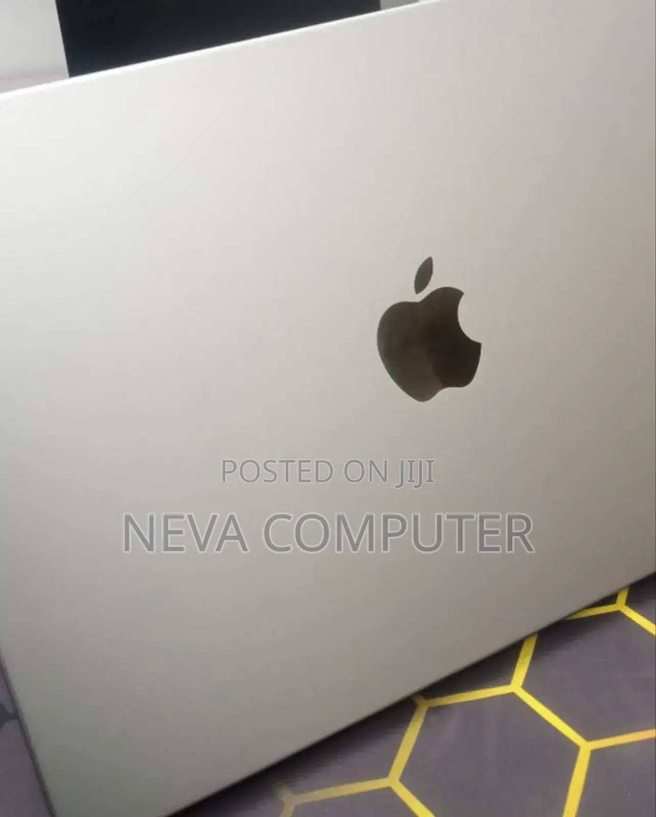 New Laptop Apple MacBook Pro 2019 16GB Apple M1 SSD 512GB