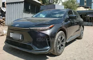 Photo - Toyota bZ4X 2023 Black