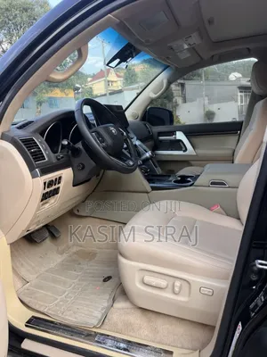 Toyota Land Cruiser 4.5 V8 DSL 2014 Black