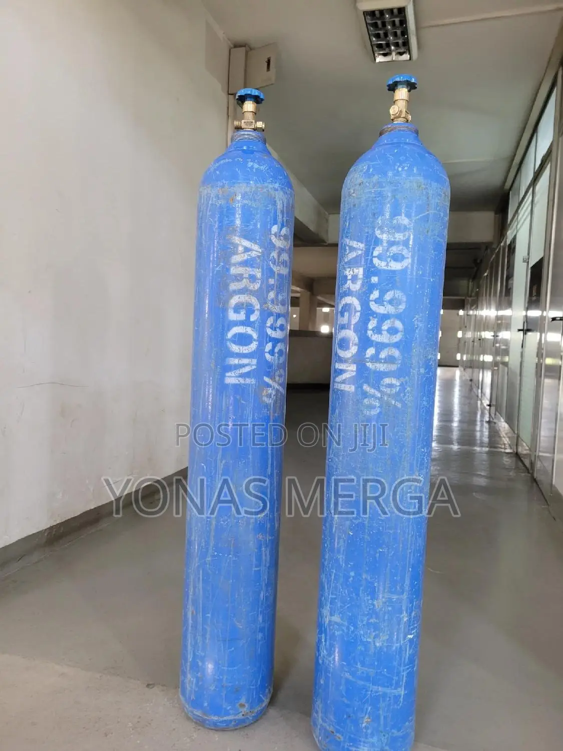 Oxygen Cylinder古風cylinder Capacity:40ltr臣body Material:Stainless Steel