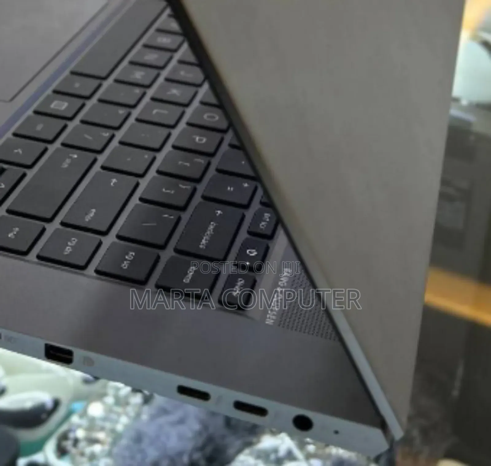 New Laptop HP ZBook Firefly 15 G7 16GB Intel Core I7 SSD 1T