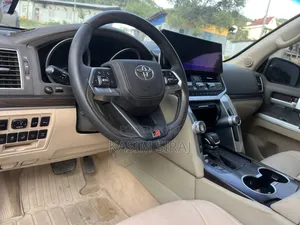 Toyota Land Cruiser 4.5 V8 DLX 2014 Black