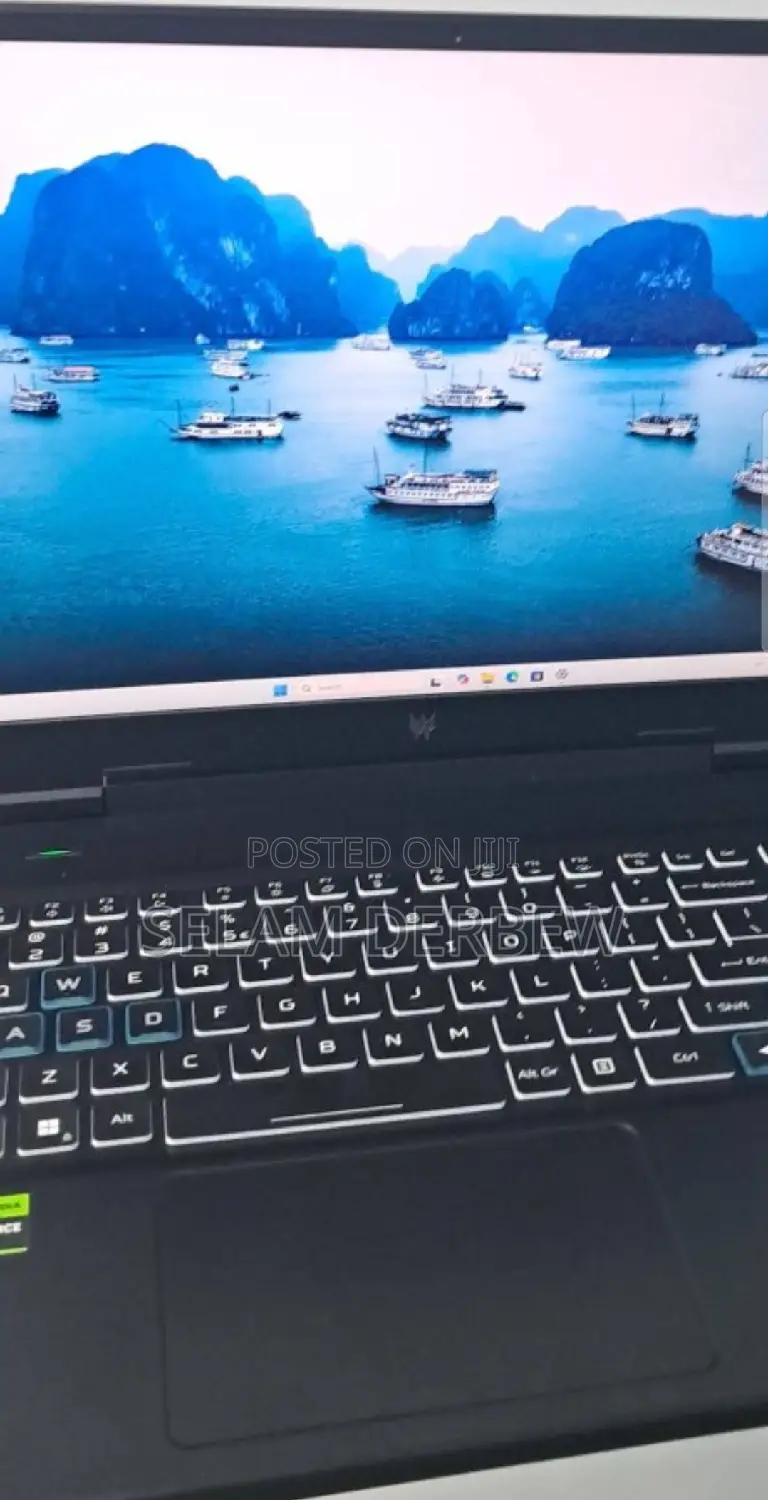 New Laptop Acer Predator Helios 300 16GB Intel Core I9 SSD 1T