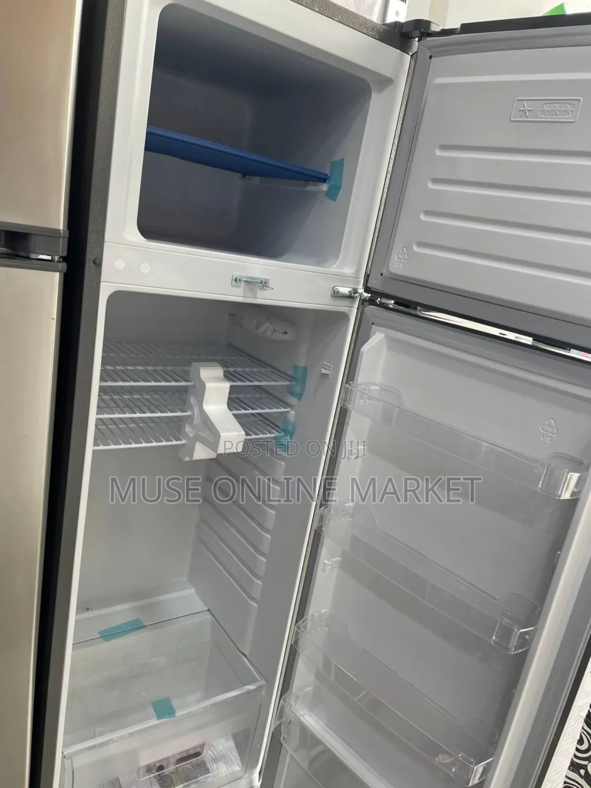 Victory 400 Model Refrigerator