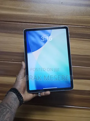 New Apple iPad Air 128 GB Silver