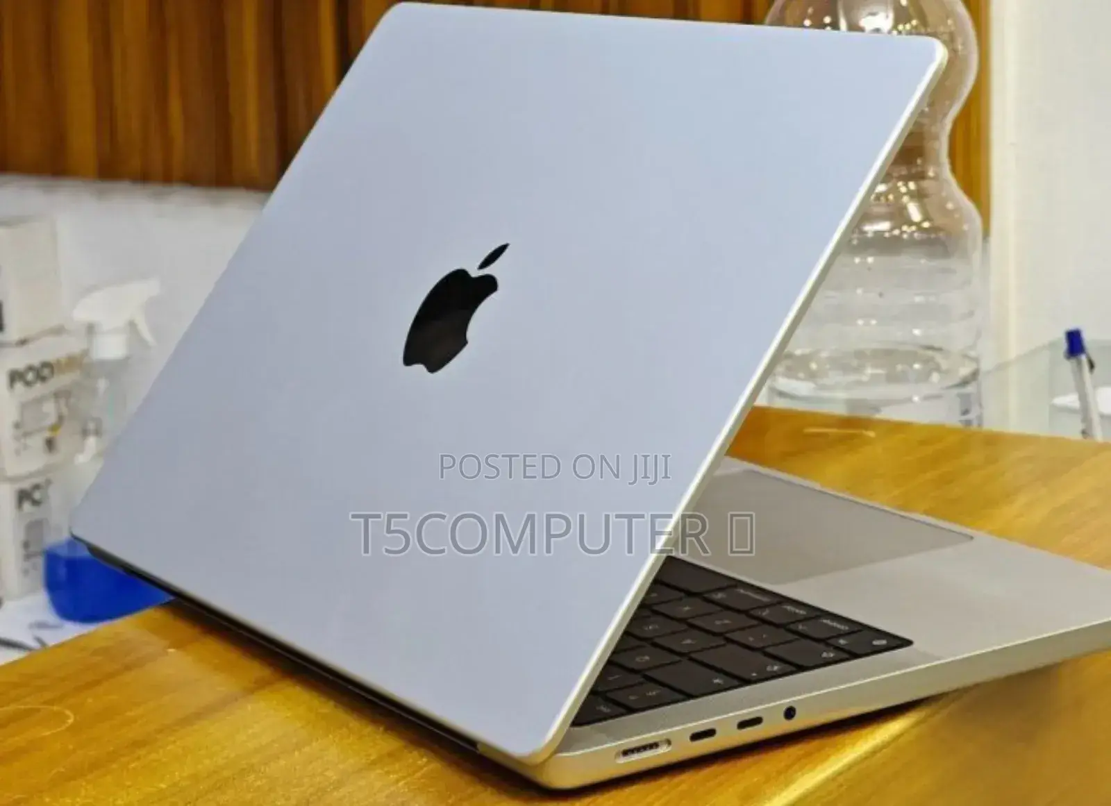 New Laptop Apple MacBook Pro M1 16GB Apple M1 Pro SSD 512GB