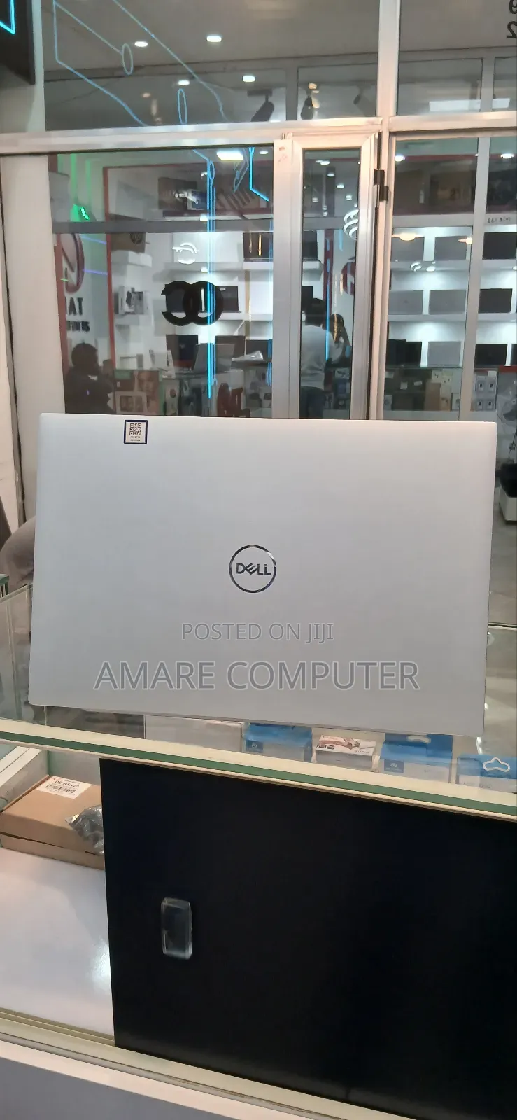 New Laptop Dell XPS 17 9720 64GB Intel Core I9 SSD 4T