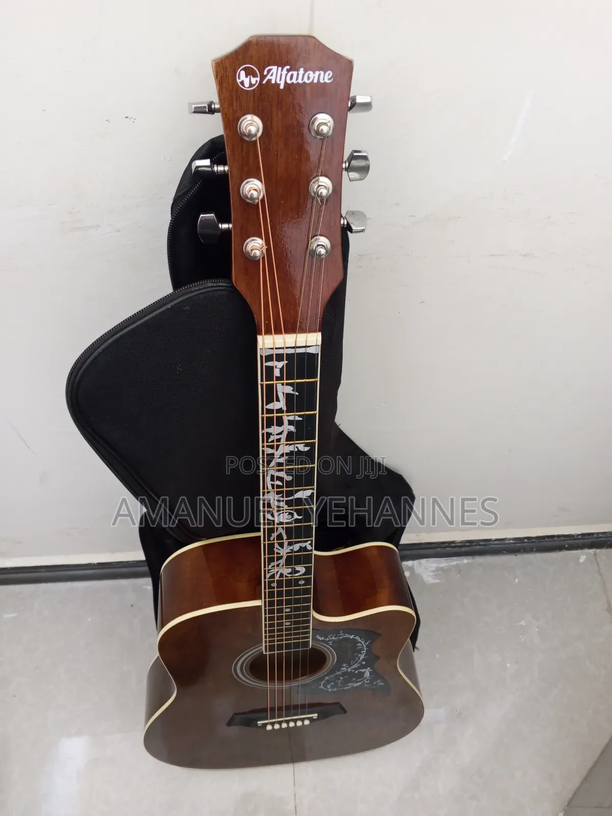 Alfaton Acoustic Guitar