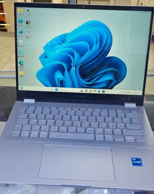 New Laptop Asus VivoBook S301LP 16GB Intel Core I7 SSD 1T