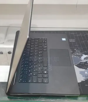 New Laptop Dell Precision 5540 16GB Intel Core I9 SSD 512GB