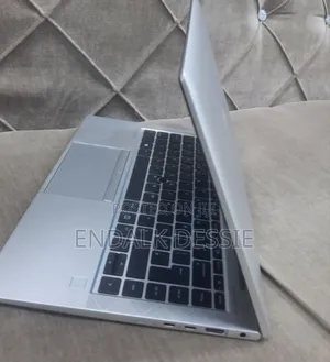 New Laptop HP EliteBook 840 G8 16GB Intel Core I7 SSD 512GB