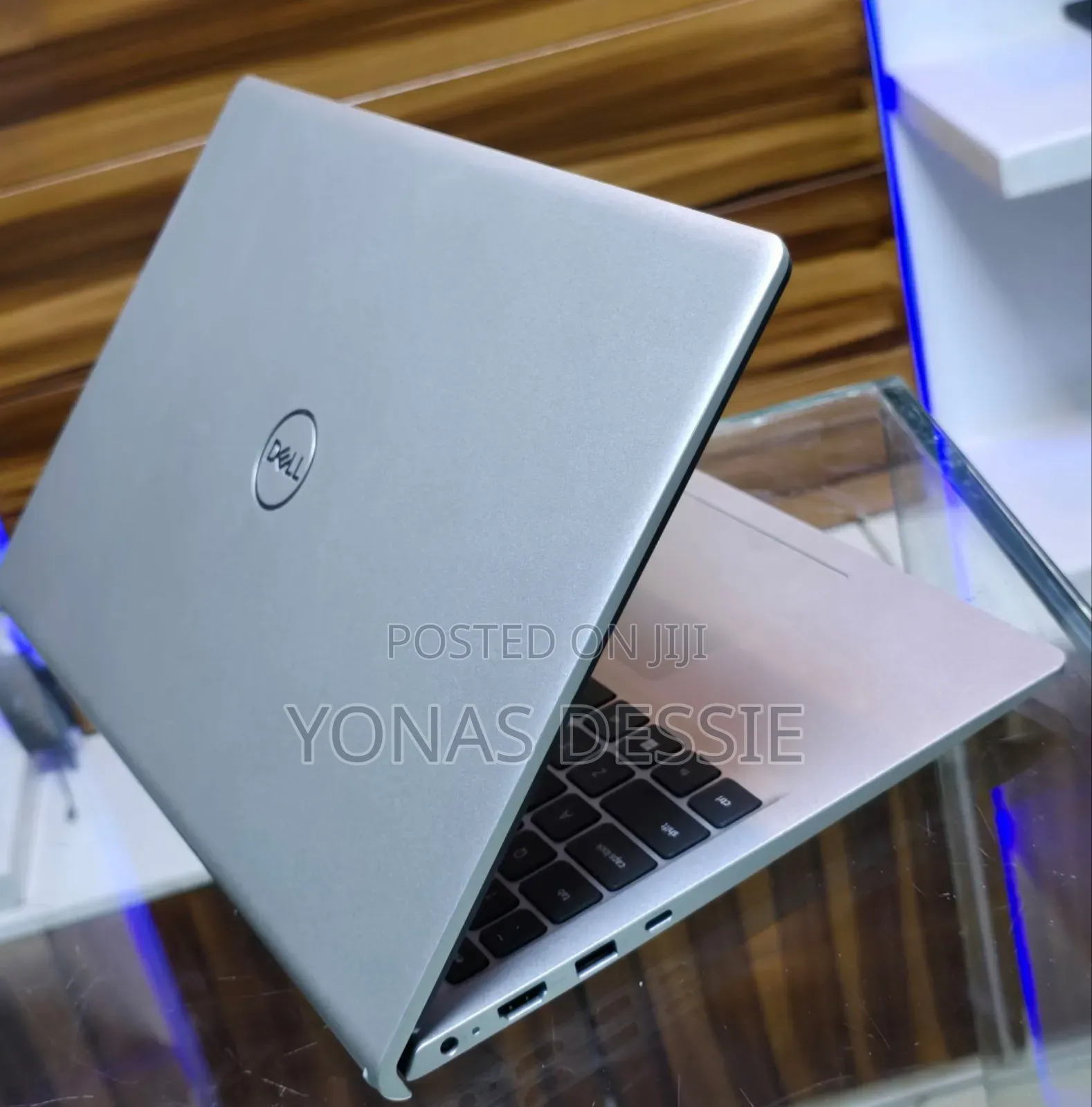New Laptop Dell Inspiron 15 16GB Intel Core I7 SSD 512GB