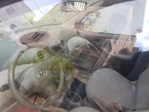 Toyota Platz 2004 Silver