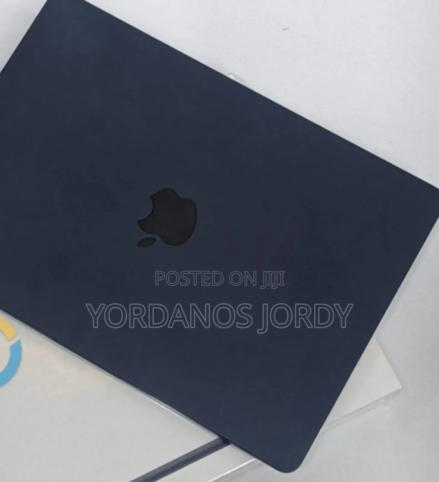 New Laptop Apple MacBook Air 2023 M2 8GB Apple M2 SSD 512GB