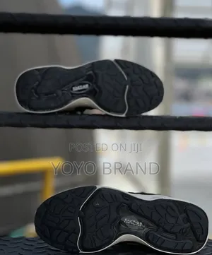 Nike Shark Travis Scott Black White