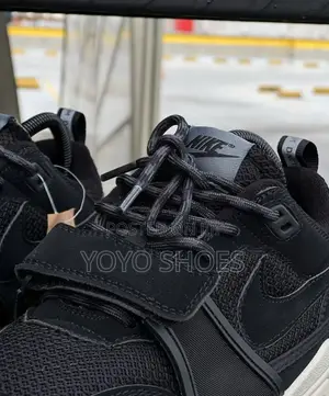 Nike Shark Travis Scott Black White