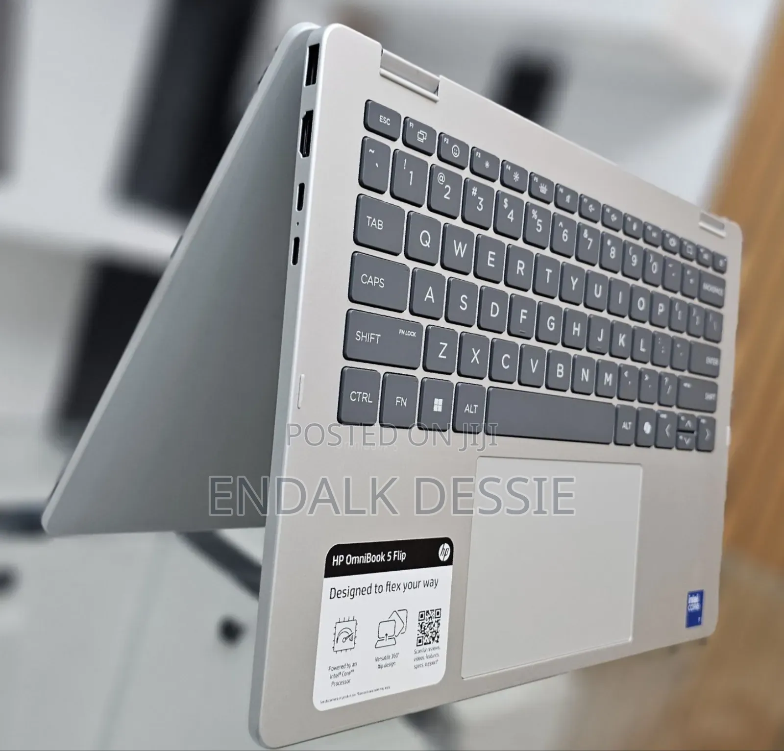 New Laptop HP OmniBook 5 Flip 16GB Intel Core 7 SSD 512GB