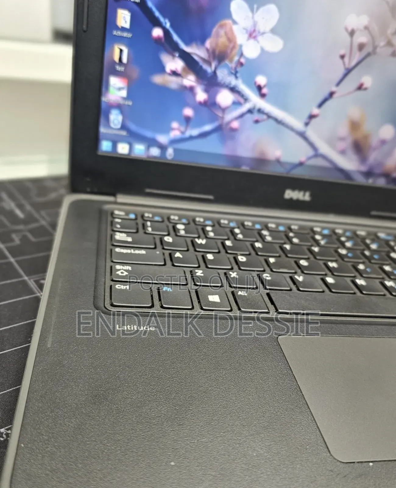 New Laptop Dell Latitude 3380 8GB Intel Core I5 SSD 256GB