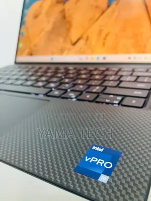 New Laptop Dell XPS 13 32GB Intel Core I9 SSD 512GB