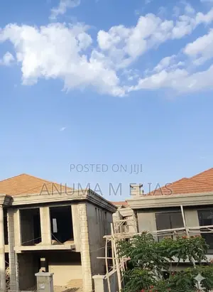 7bdrm Villa in Yeka for sale