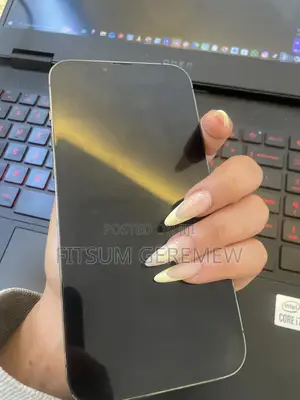 Photo - Apple iPhone 13 Pro Max 128 GB Black