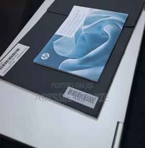 New Laptop HP 14-Dq1025cl 16GB Intel Core I7 SSD 1T