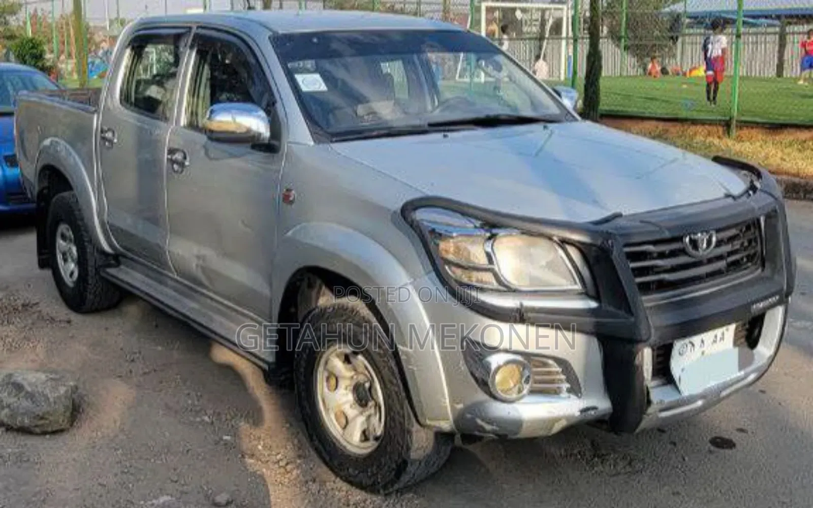 Toyota Hilux 2013 Gray