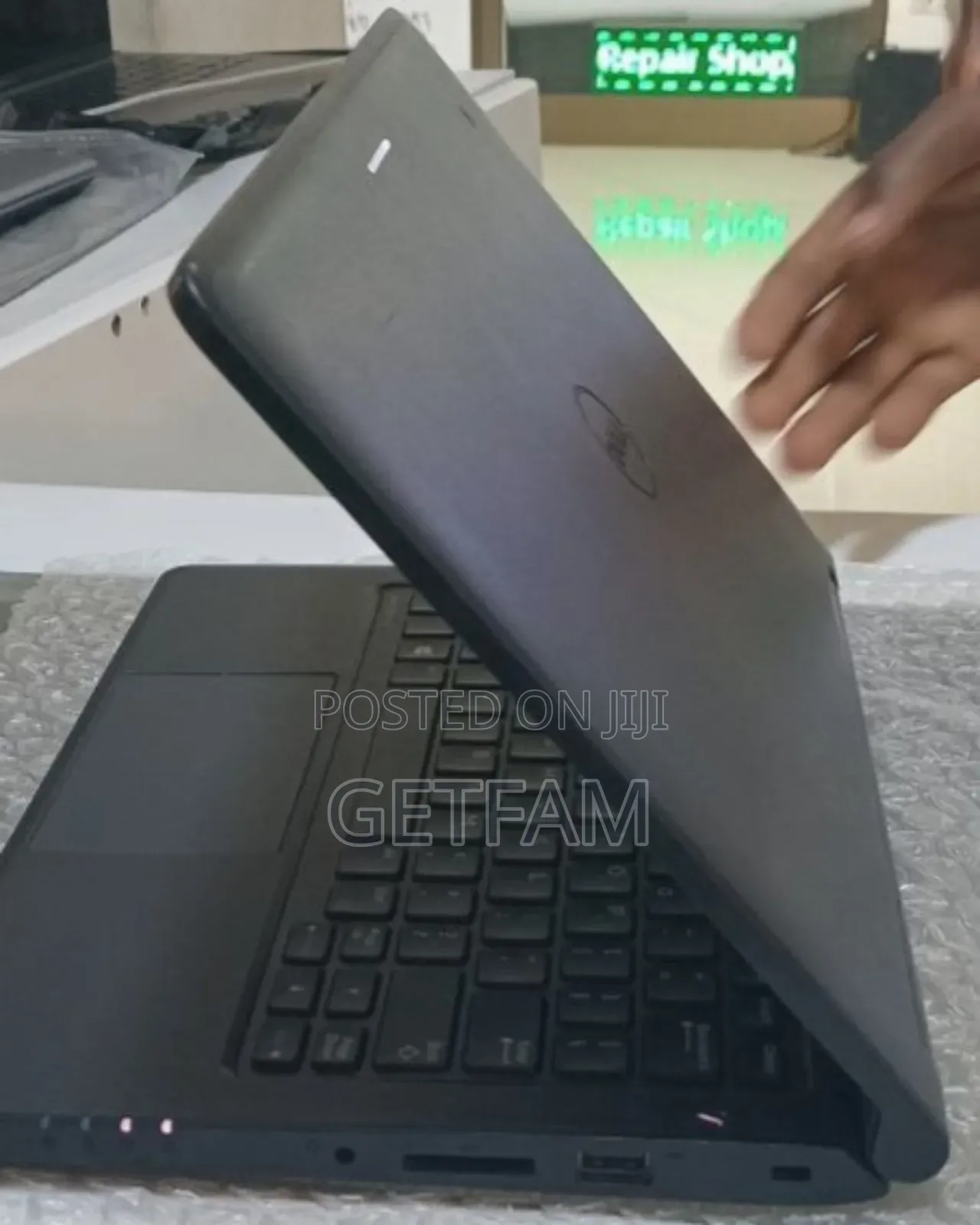 New Laptop Dell Latitude 11 3150 4GB Intel SSD 128GB