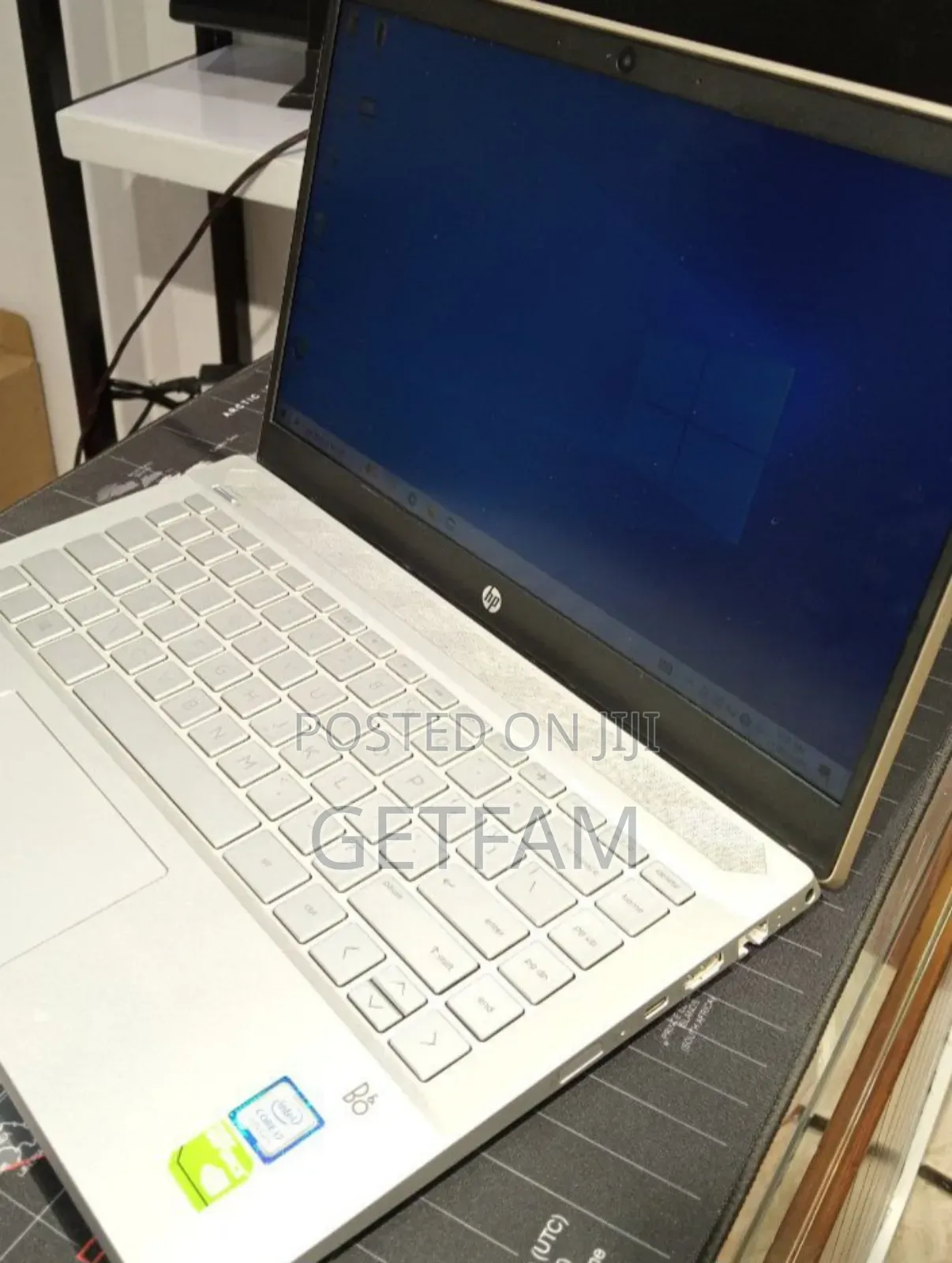 New Laptop HP Pavilion 13z 8GB Intel Core I7 SSD 128GB