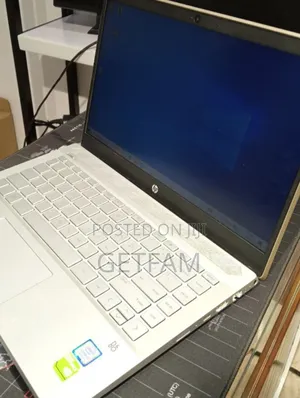 New Laptop HP Pavilion 13z 8GB Intel Core I7 SSD 128GB