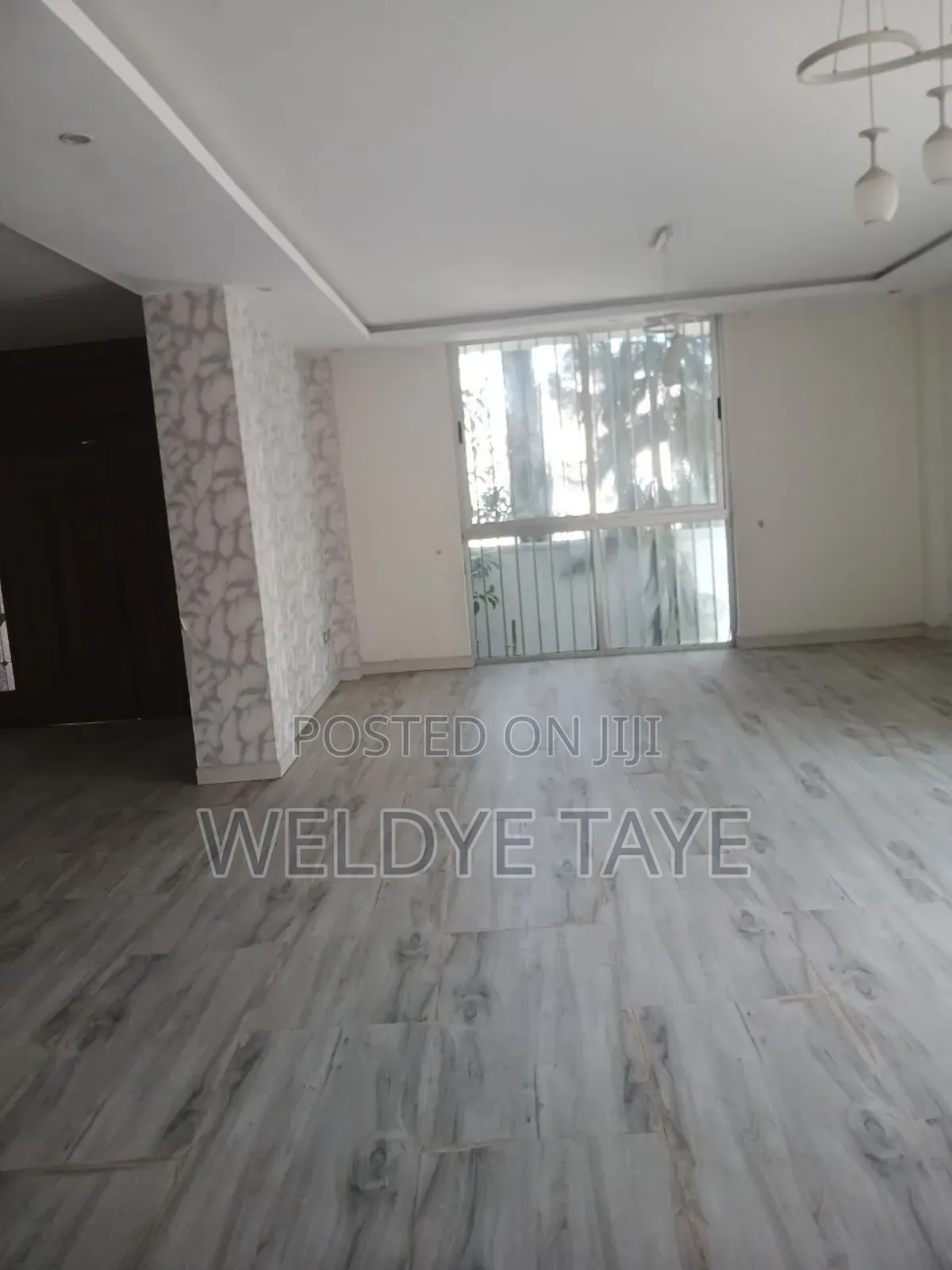 Furnished 9bdrm House in Yeka for sale