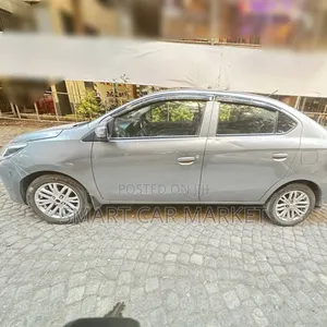 Mitsubishi Attrage 2021 Gray