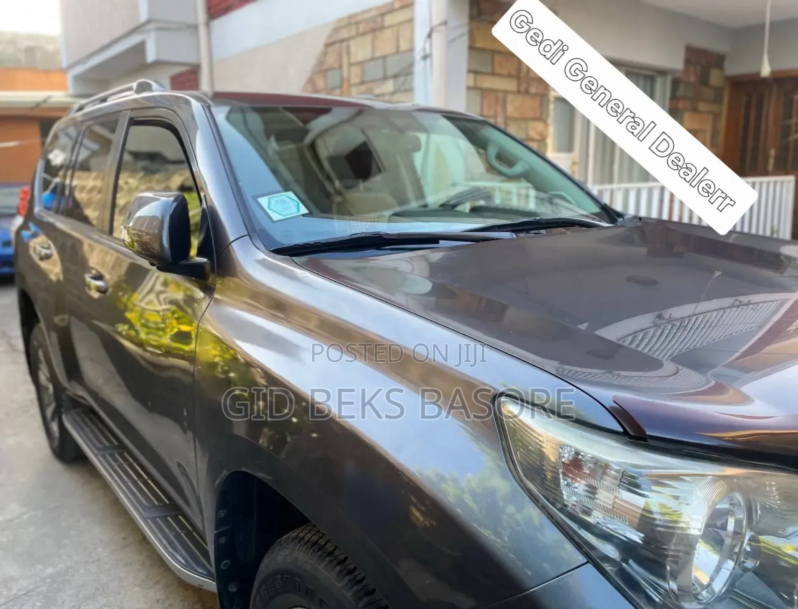 Toyota Land Cruiser Prado 2013 Gray