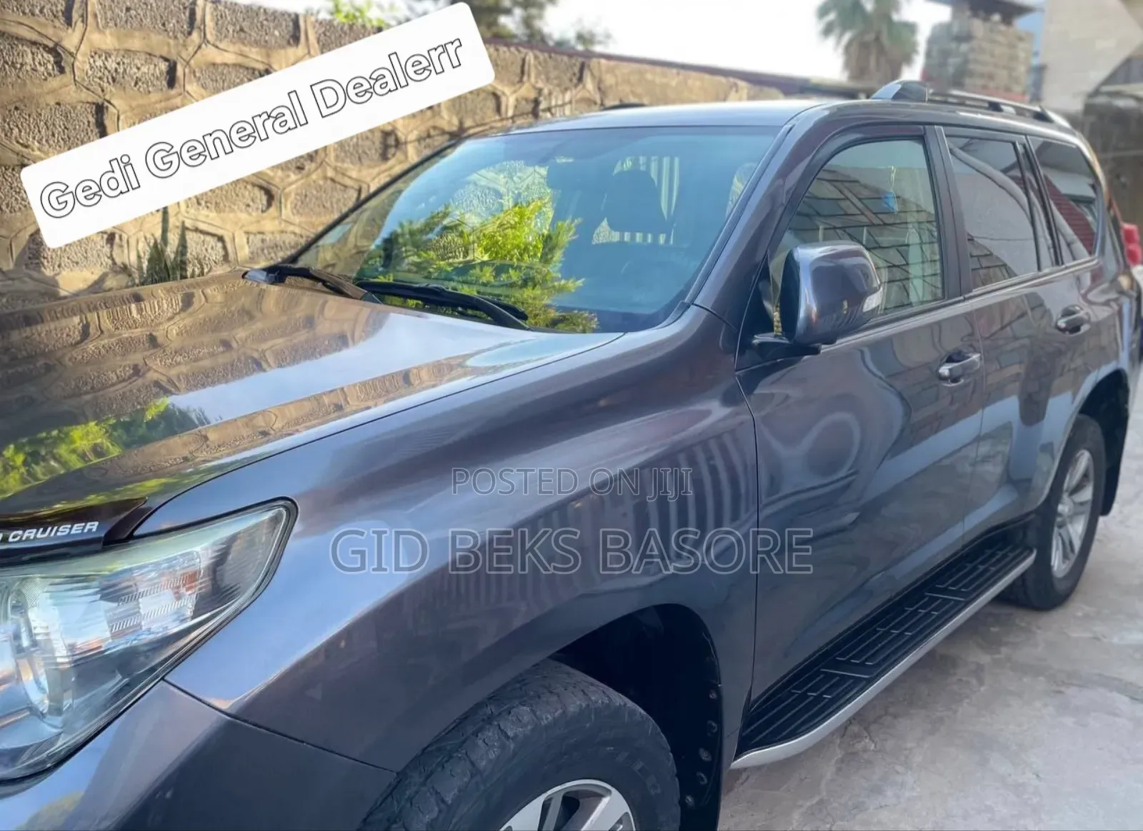 Toyota Land Cruiser Prado 2013 Gray