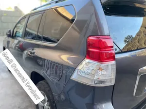 Toyota Land Cruiser Prado 2013 Gray