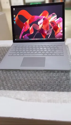 New Laptop Microsoft Surface Book 3 16GB Intel Core I7 SSD 256GB