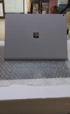 New Laptop Microsoft Surface Book 3 16GB Intel Core I7 SSD 256GB