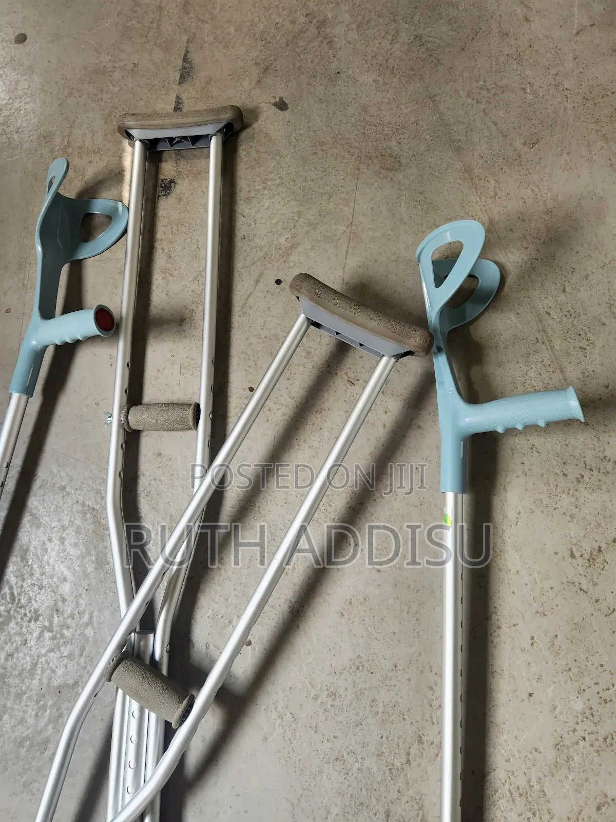 Crutches埤不axillary Bilateral Crutches鳵的crutches希臘axillary Bilateral