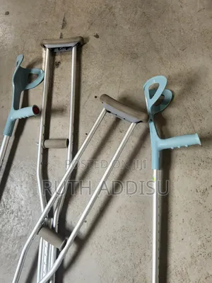 Photo - Crutches埤不axillary Bilateral Crutches鳵的crutches希臘axillary Bilateral