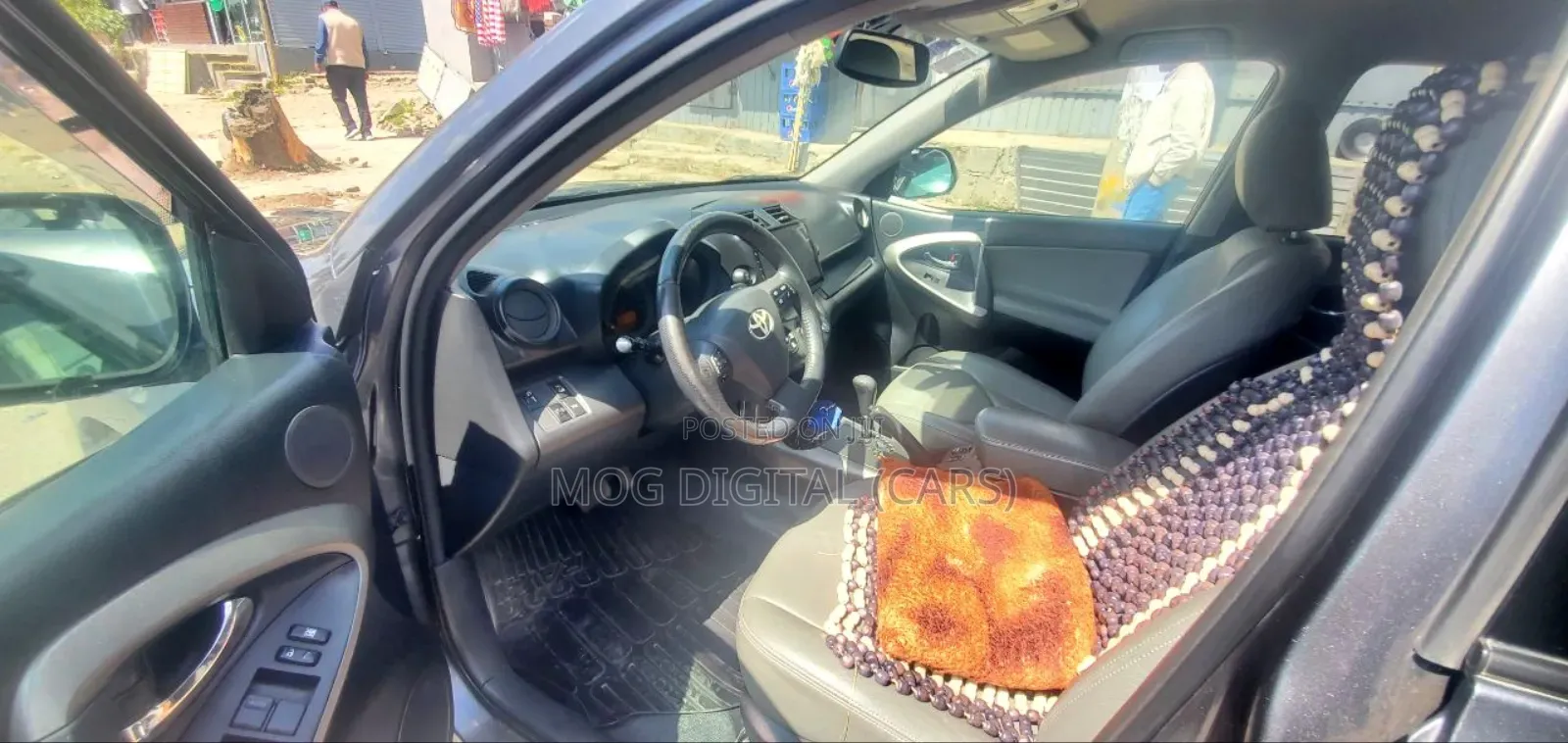 Toyota RAV4 2.5 2010 Gray