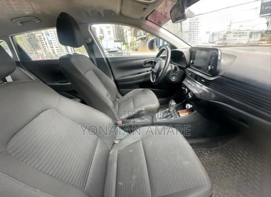 Hyundai i20 2021 Gray