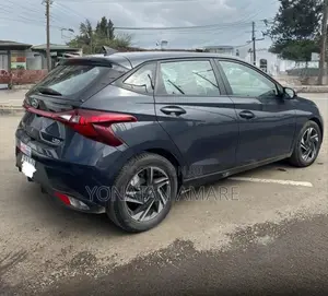 Hyundai i20 2021 Gray
