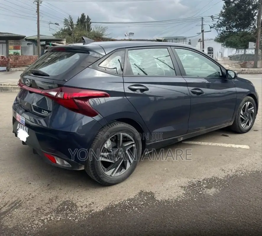 Hyundai i20 2021 Gray